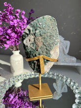 Load image into Gallery viewer, druzy amethyst geode  2658
