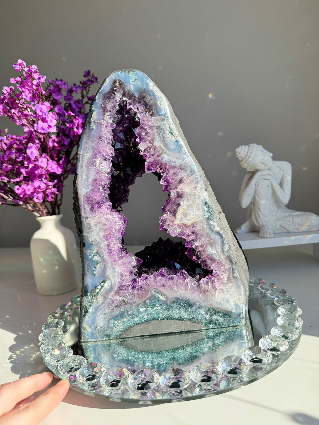 Amethyst cave with portal and blue banded agate  and jasper    2660