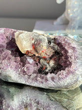Load image into Gallery viewer, amethyst geode with calcite  2666
